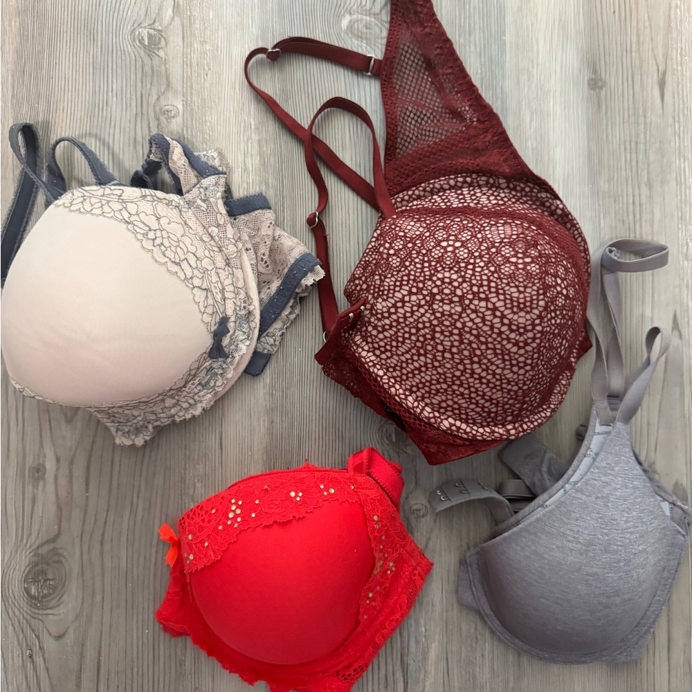 Victoria's Secret Four Bras excellent condition